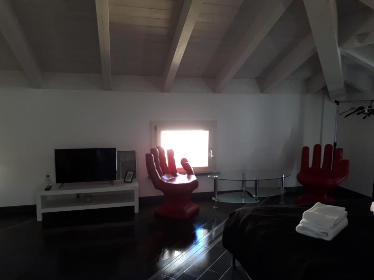 Apartment Ki House